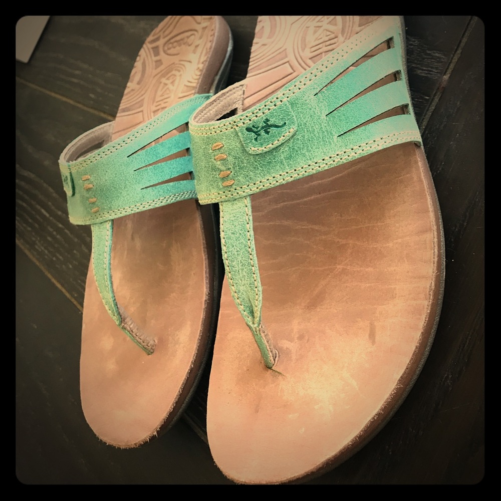 Chaco Turquoise 7m worn once like new